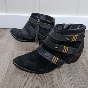Circus by Sam Edelman black booties